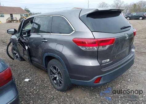 2017 Toyota Highlander Le from USA, damaged, VIN 5TDBZRFH7HS435574